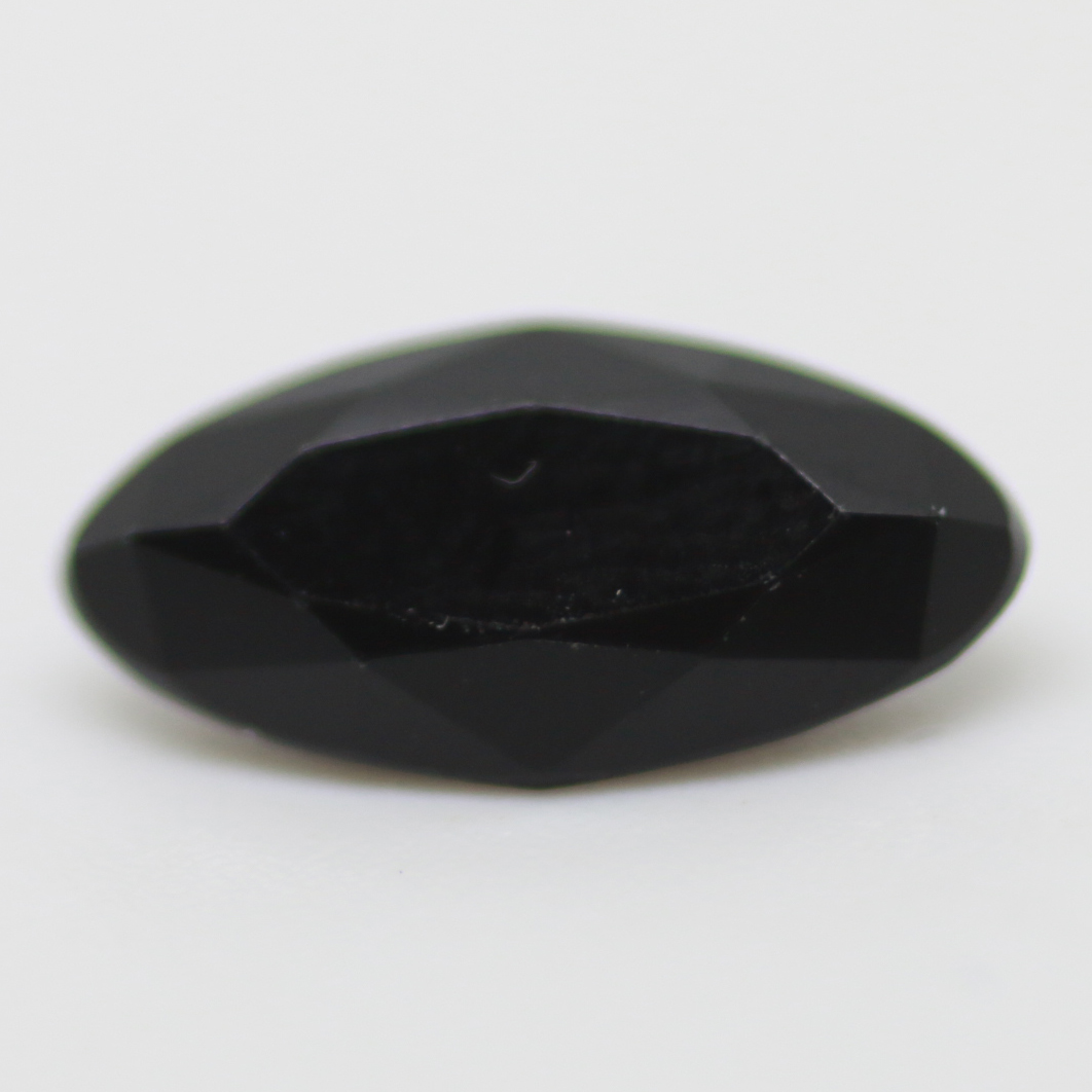 8X4 MARQUISE SIGNET ONYX FACETED